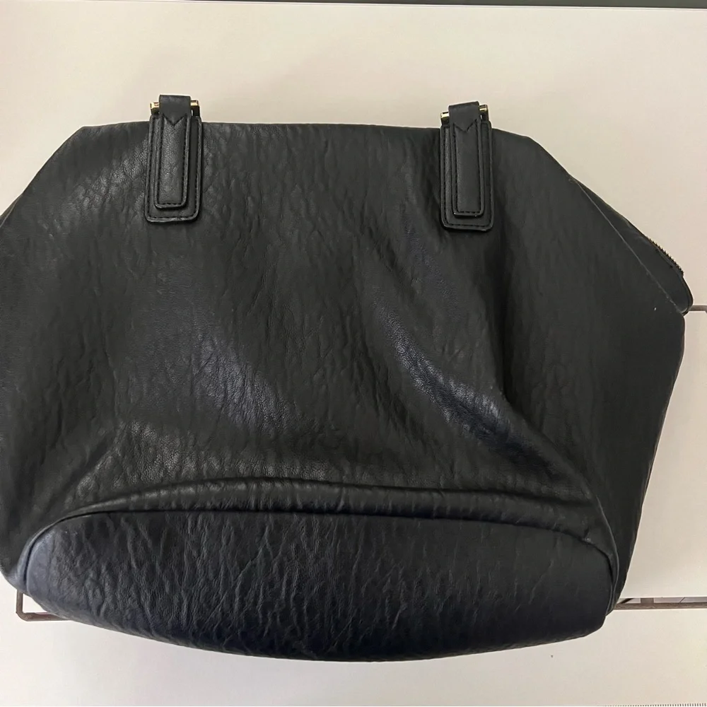 Travanti black gold